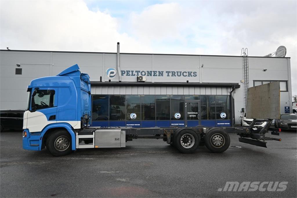 Scania P370 6x2*4 Çekiciler