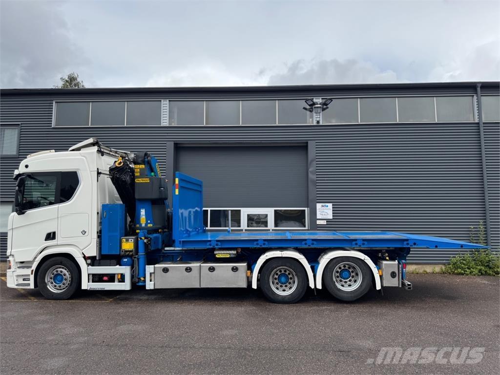 Scania R580 6X2 Araç üzeri vinçler