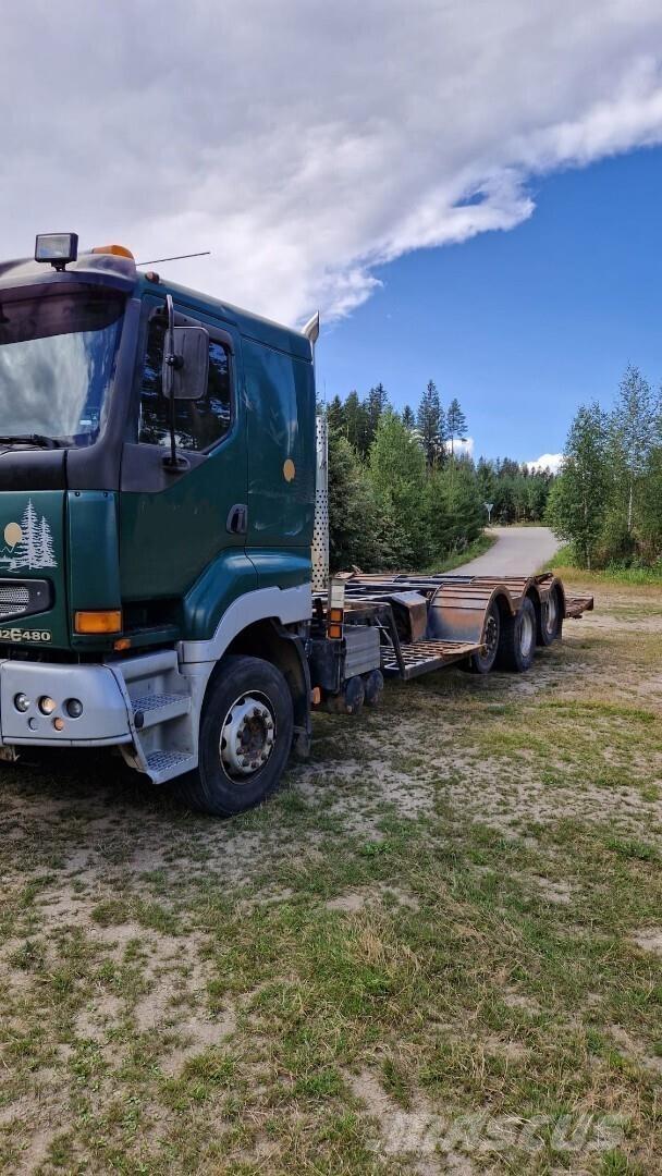Sisu E12M Araç tasiyicilar