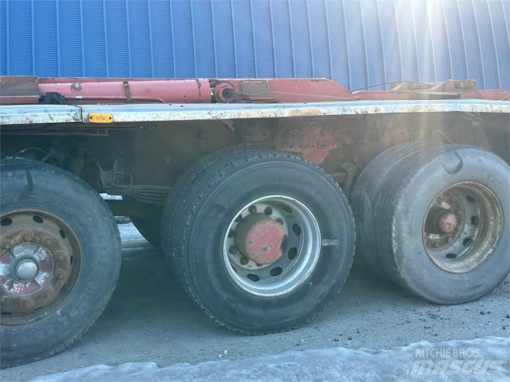 Sisu E14 Vinçli kamyonlar