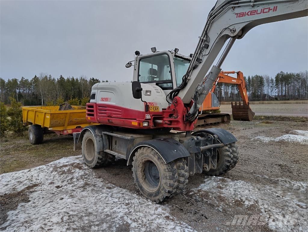 Takeuchi TB295W Lastik tekerli ekskavatörler