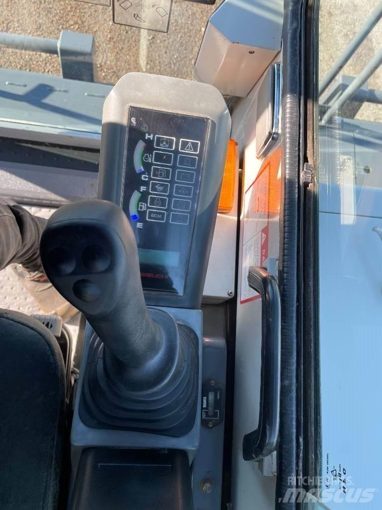Takeuchi TCR50 Paletli damperler