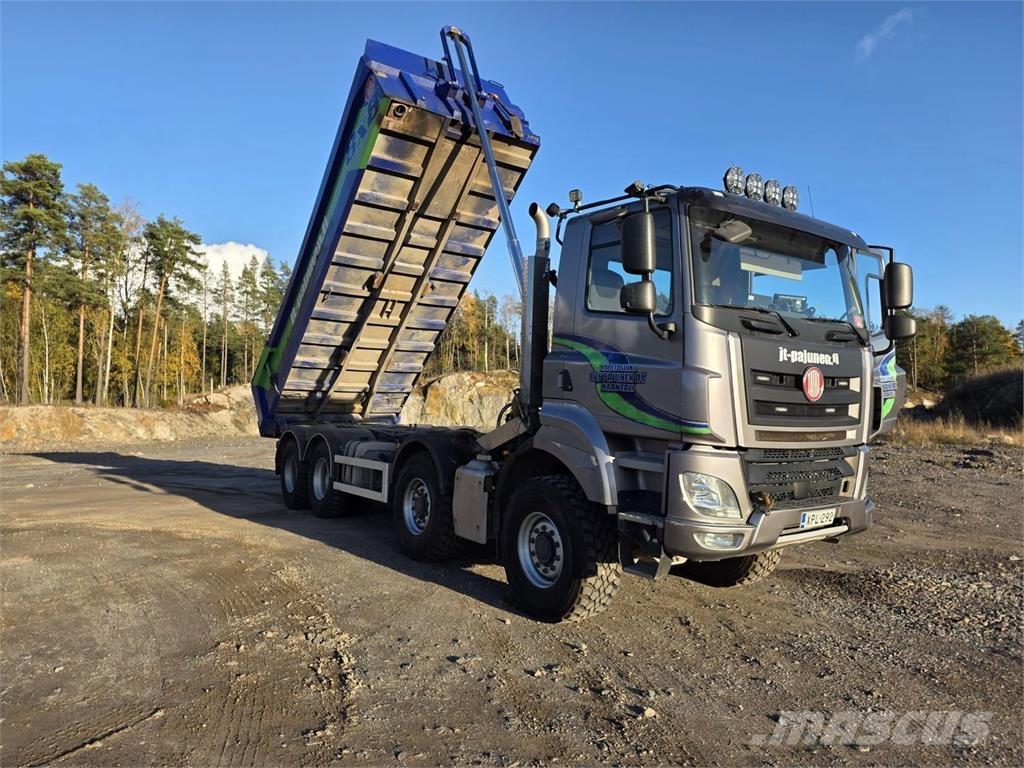 Tatra Phoenix Traktörler