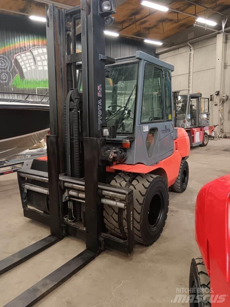 Toyota 02-7FD45 Dizel forkliftler