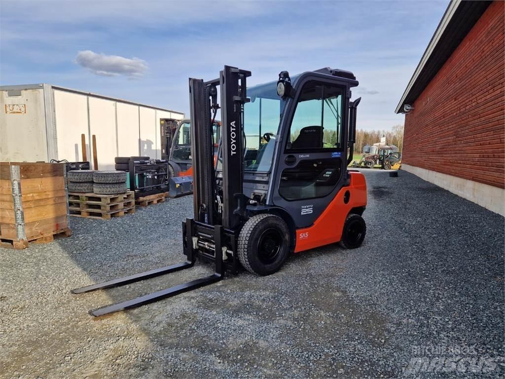 Toyota 52-8FDF25 Dizel forkliftler