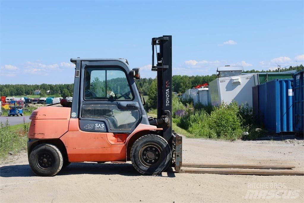Toyota 7FD40 Dizel forkliftler