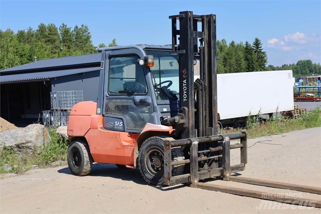 Toyota 7FD40 Dizel forkliftler