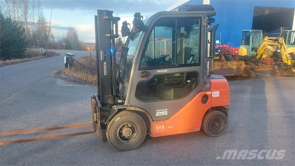 Toyota 8FDF25 Dizel forkliftler