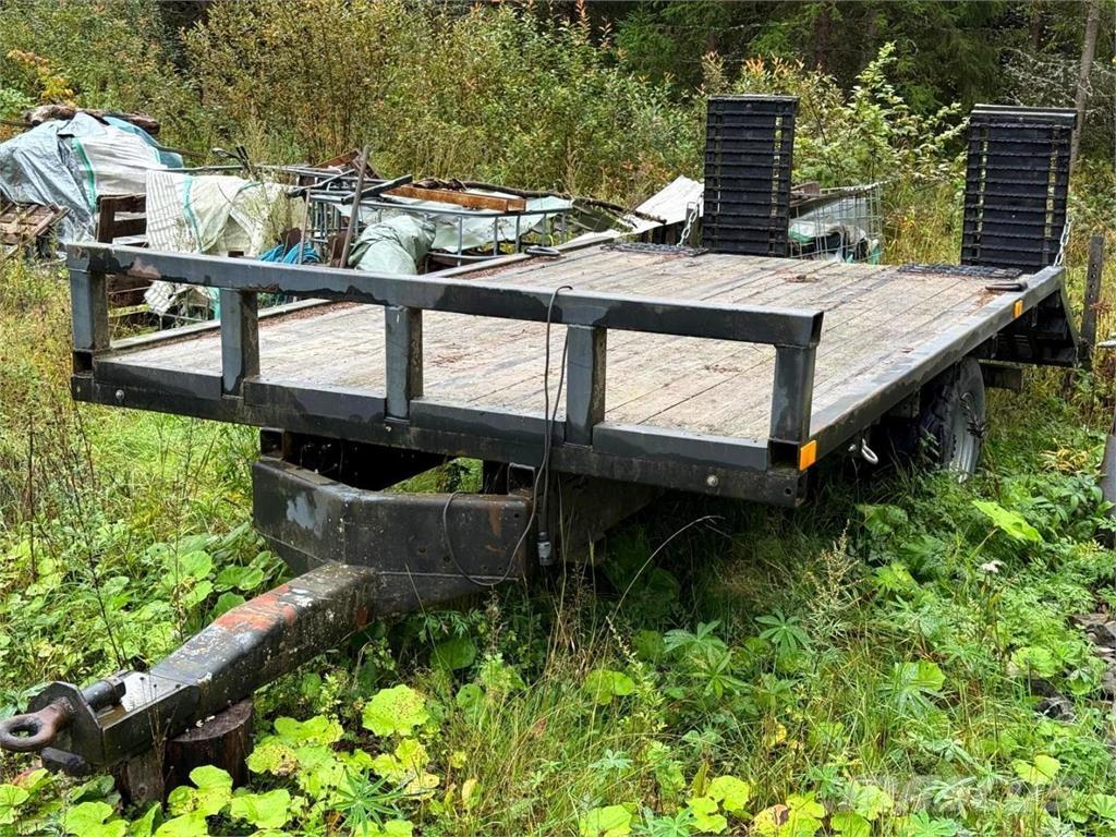  Traktorilavetti Diger römorklar