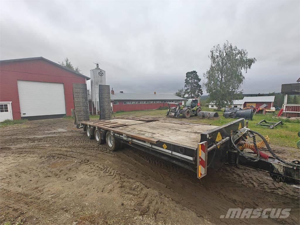 Tyrone 33 T Alçak yükleyici