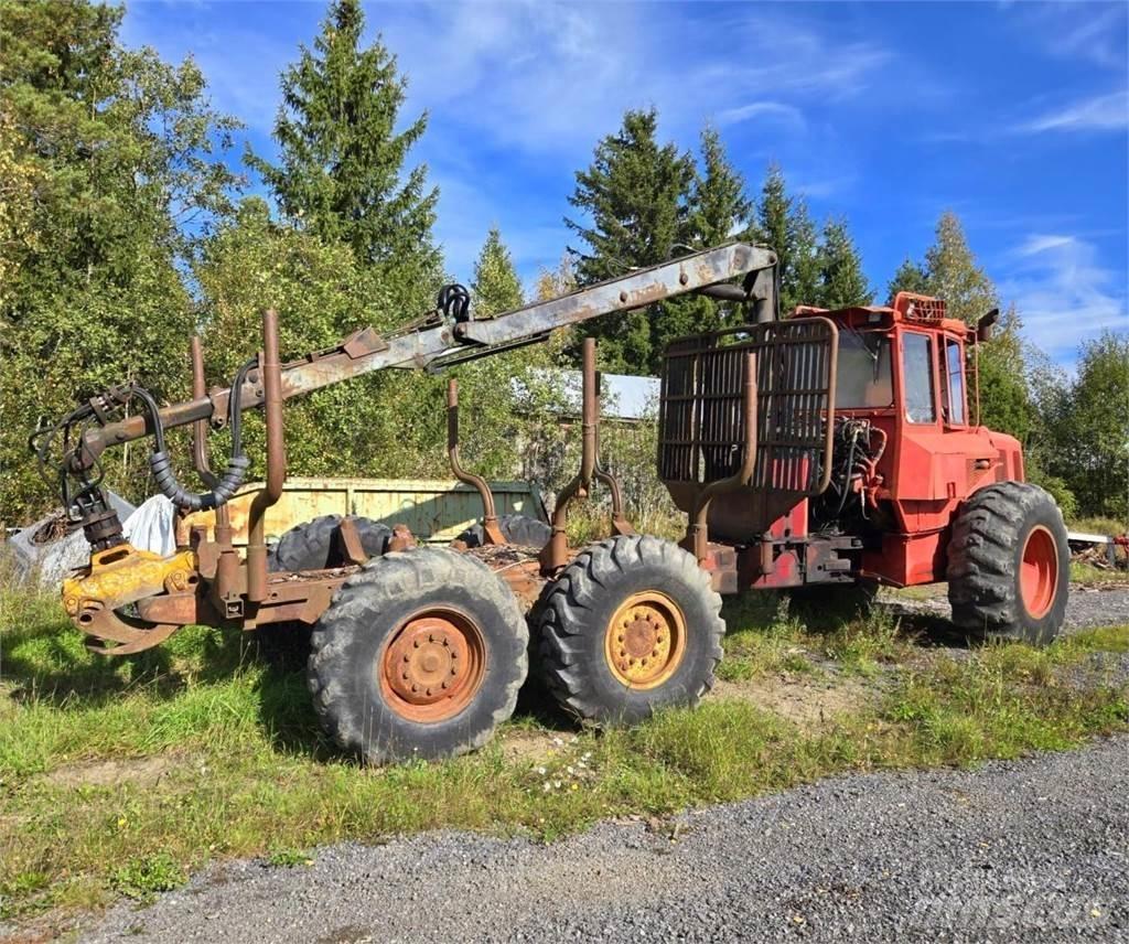 Valmet 886K Tomruk yükleyici traktörler