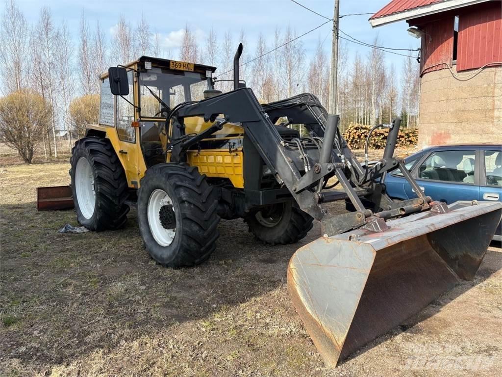 Valmet 915 Traktörler