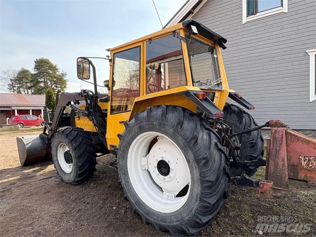 Valmet 915 Traktörler