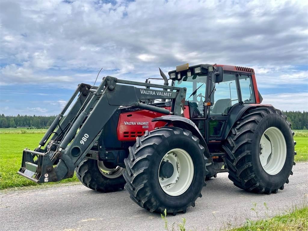 Valtra 8550 Mega Traktörler