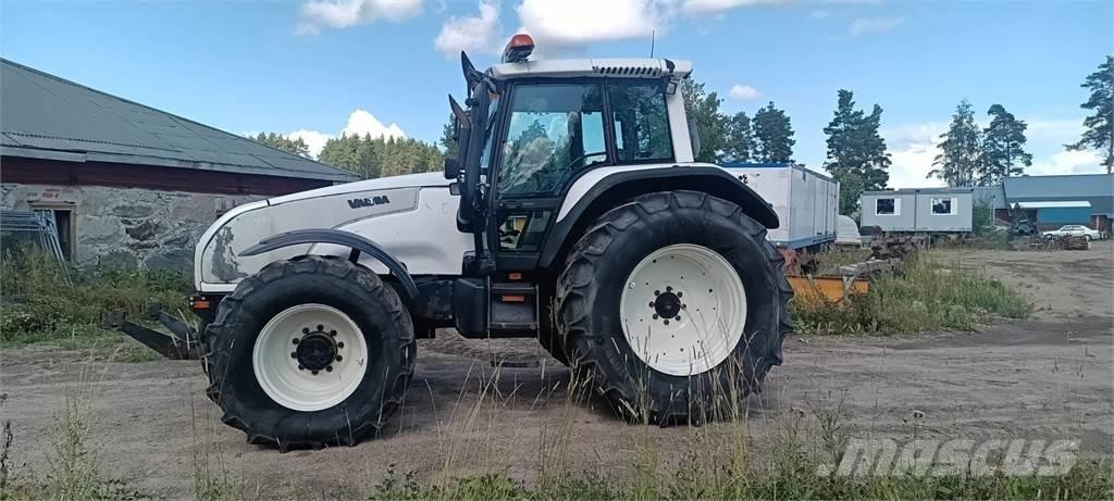 Valtra T 180 Traktörler