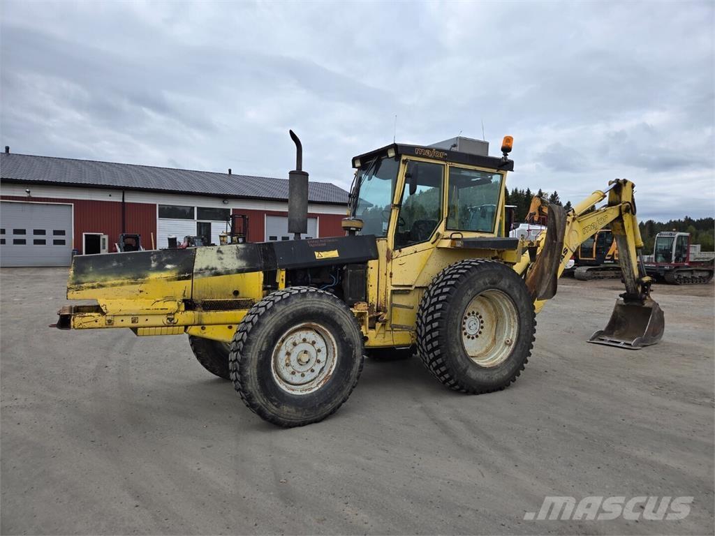 Vammas Major Lastik tekerli ekskavatörler