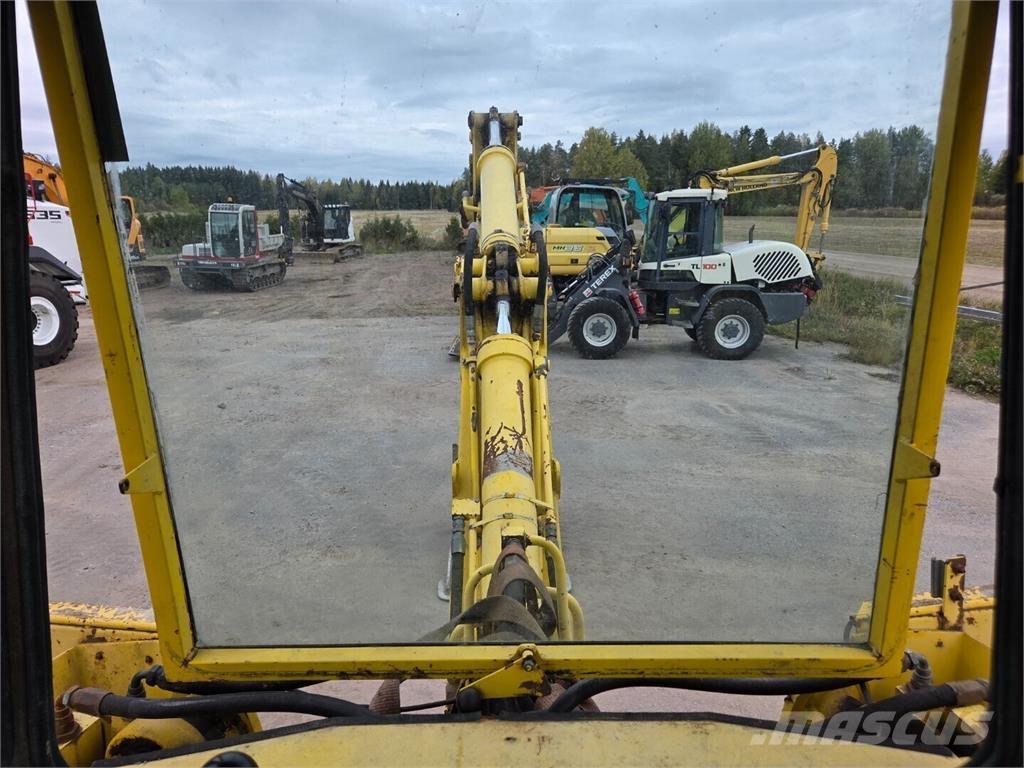 Vammas Major Lastik tekerli ekskavatörler