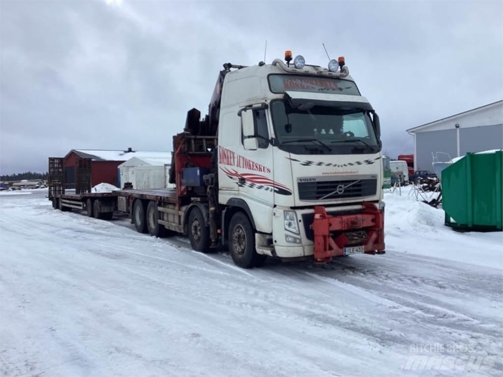 Volvo 8x4 Araç üzeri vinçler