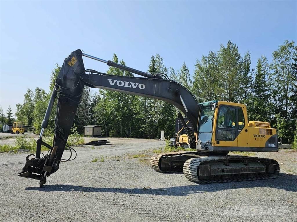 Volvo EC 210 B LC Paletli ekskavatörler