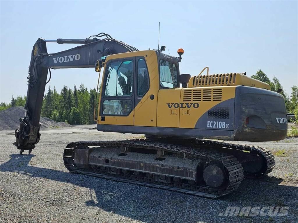 Volvo EC 210 B LC Paletli ekskavatörler