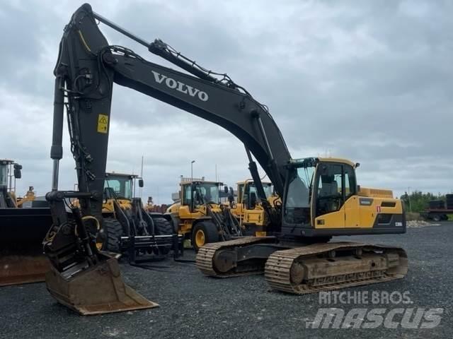 Volvo EC300DL Paletli ekskavatörler
