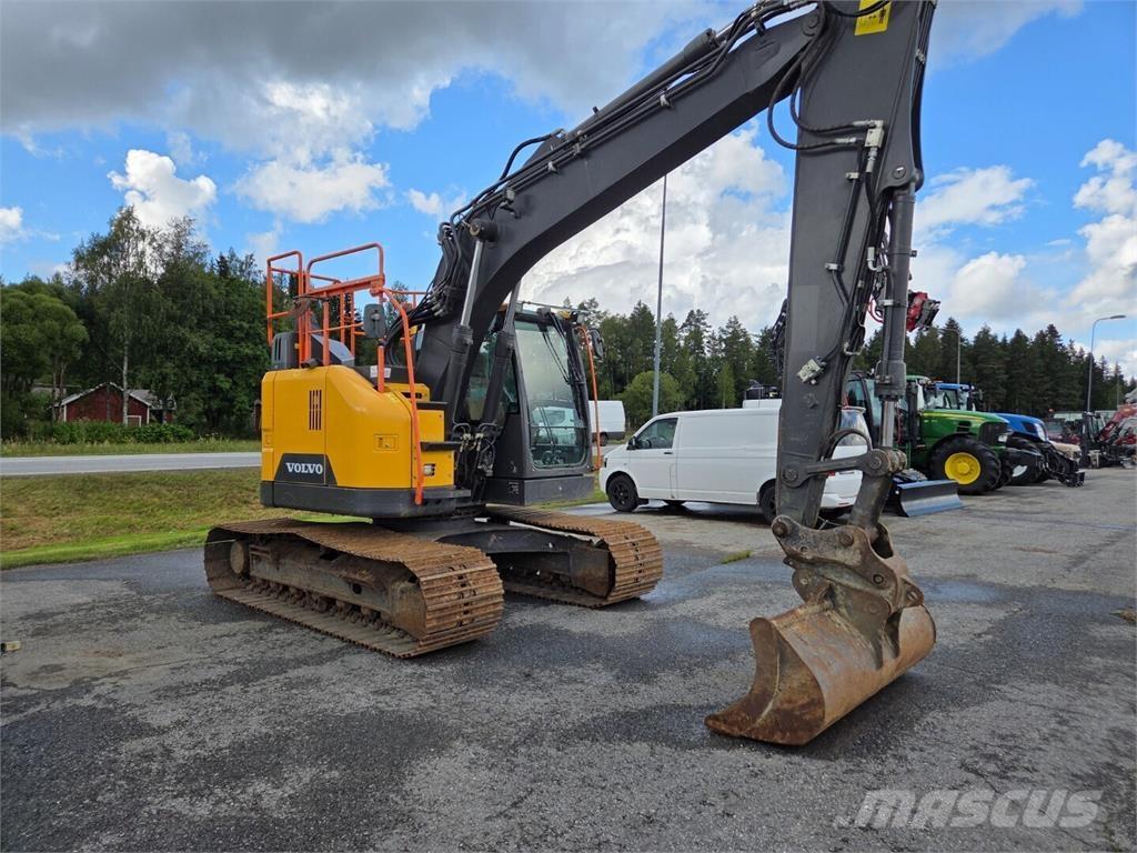 Volvo ECR145EL Paletli ekskavatörler