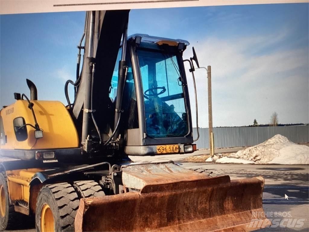 Volvo EW Lastik tekerli ekskavatörler