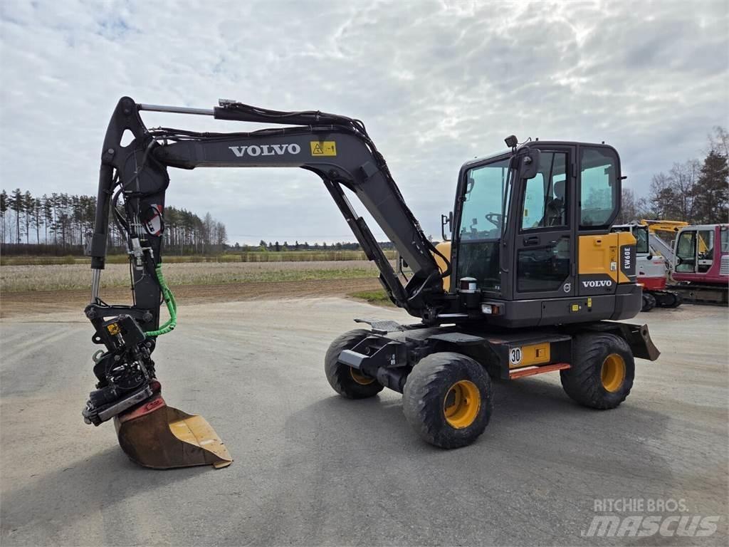 Volvo EW60E Lastik tekerli ekskavatörler