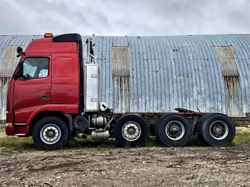 Volvo FH16 8x4 Çekiciler