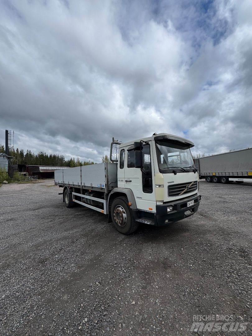 Volvo FL6 Flatbed kamyonlar