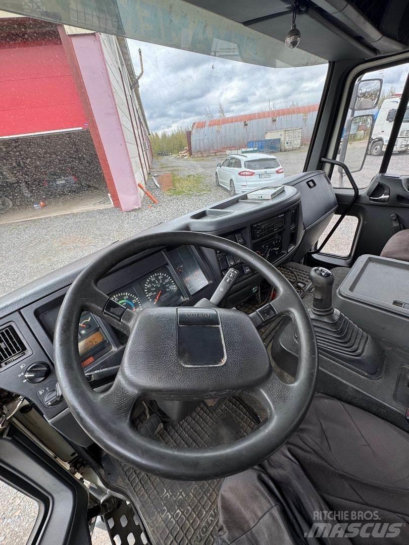 Volvo FL6 Flatbed kamyonlar