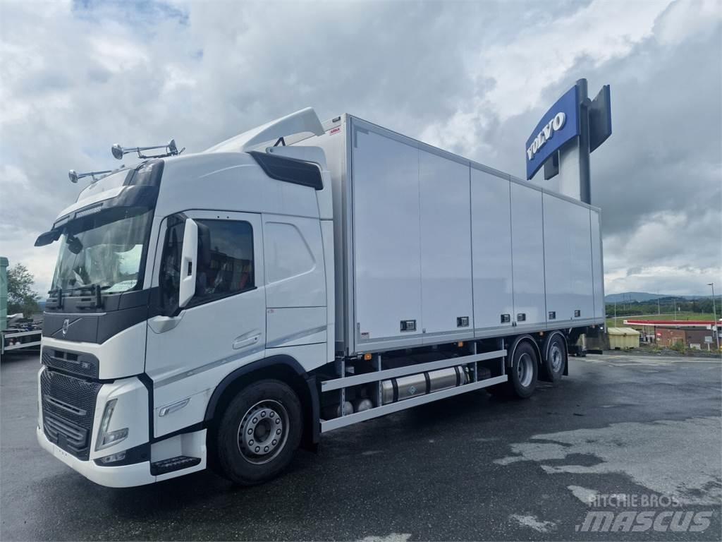 Volvo FM 500 6x2 Kapali kasa kamyonlar