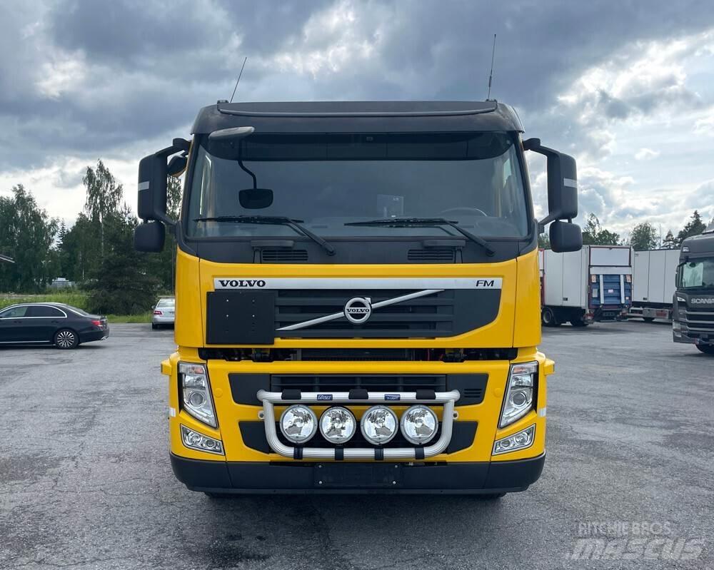 Volvo FM 8X4 -12 Vinçli kamyonlar