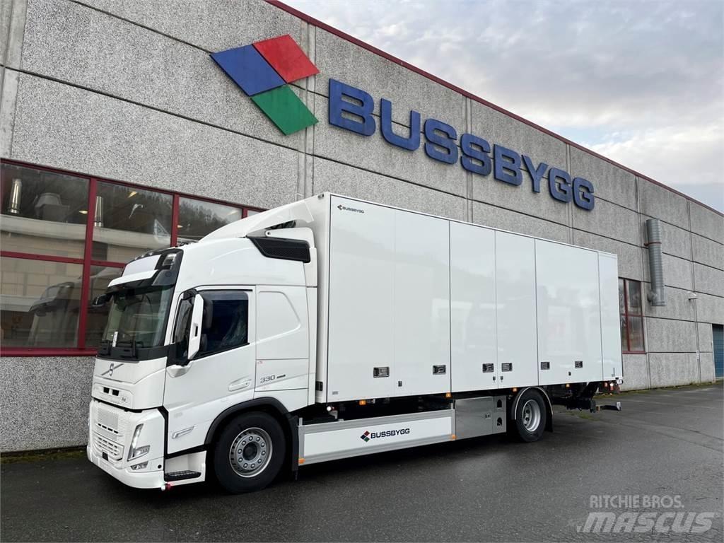 Volvo FM330 4x2 Kapali kasa kamyonlar
