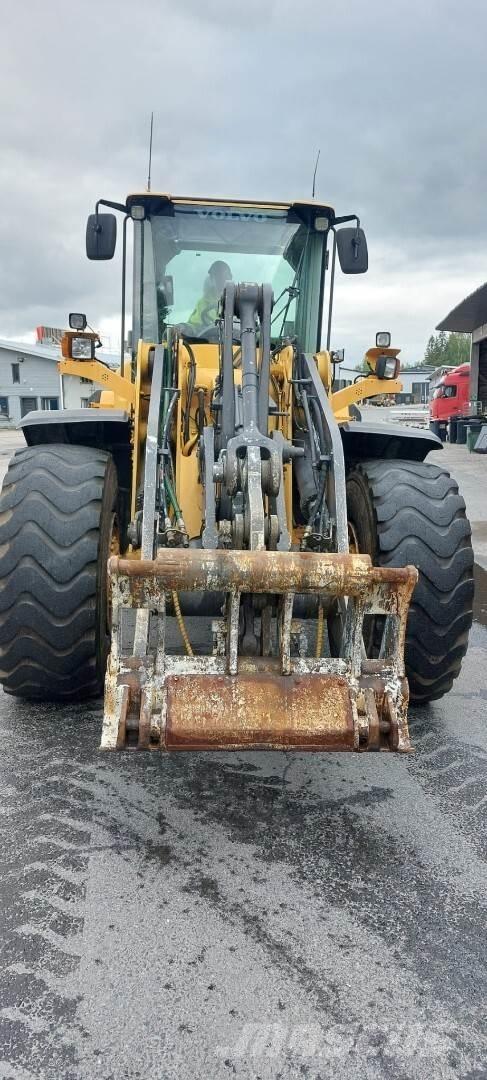 Volvo L 120G Tekerlekli yükleyiciler