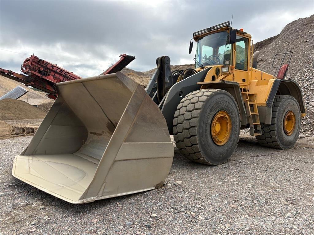 Volvo L 220 E Tekerlekli yükleyiciler