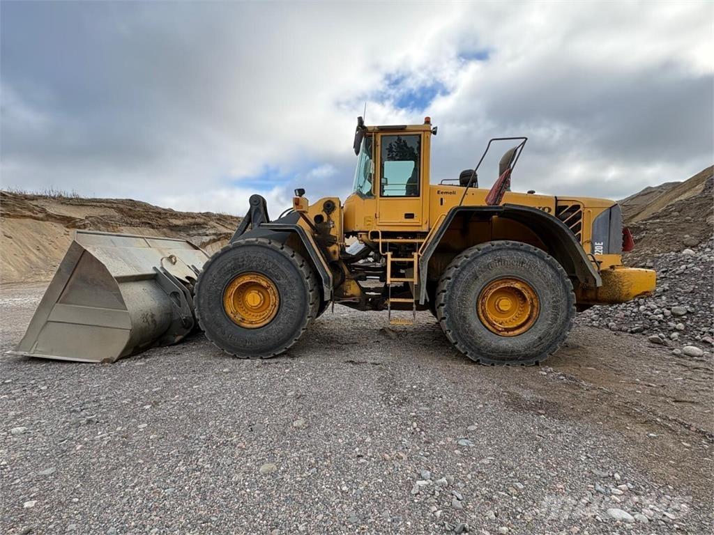 Volvo L 220 E Tekerlekli yükleyiciler