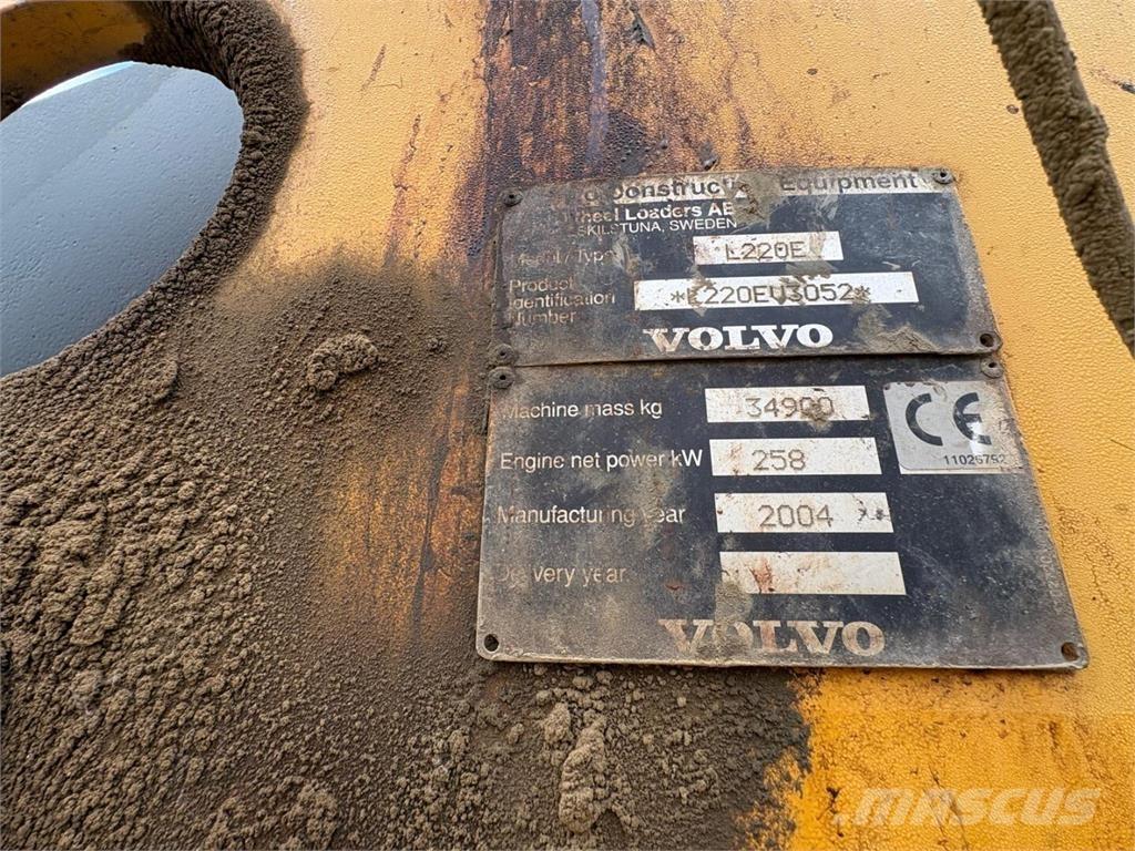 Volvo L 220 E Tekerlekli yükleyiciler