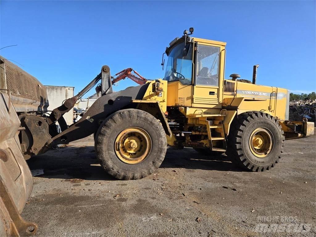 Volvo L120C Tekerlekli yükleyiciler