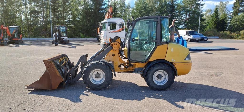 Volvo L25B-P Tekerlekli yükleyiciler