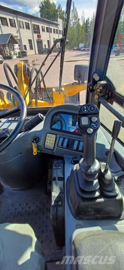 Volvo L25B-P Tekerlekli yükleyiciler