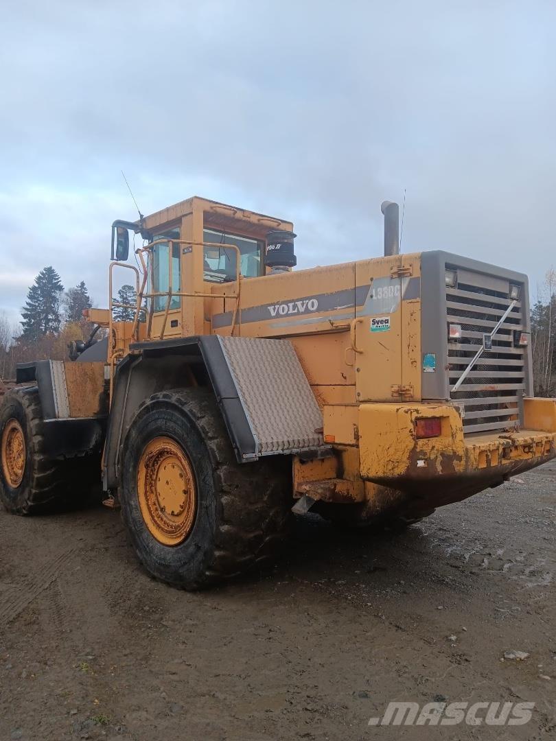 Volvo L330C Tekerlekli yükleyiciler