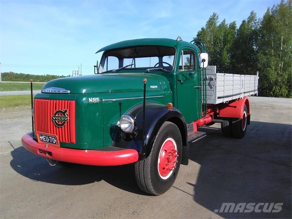 Volvo N 86 Flatbed kamyonlar