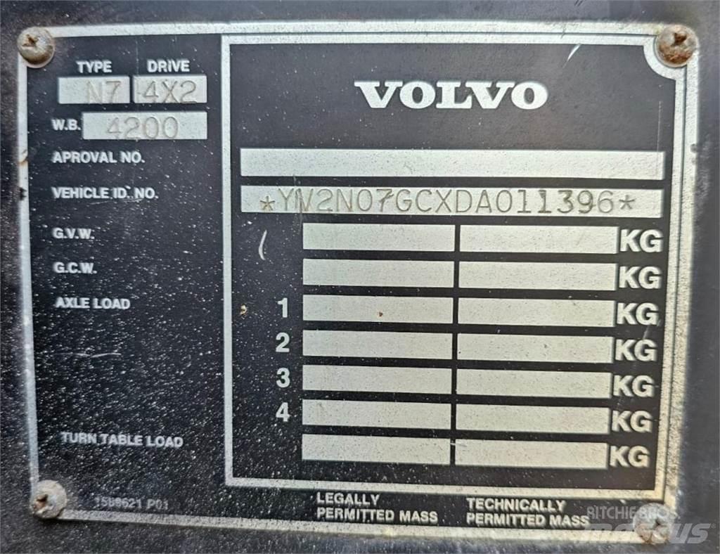 Volvo N7 6x2 Araç üzeri vinçler
