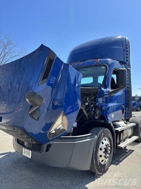 Freightliner CASCADIA 116 Çekiciler