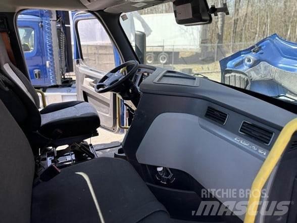 Freightliner CASCADIA 116 Çekiciler