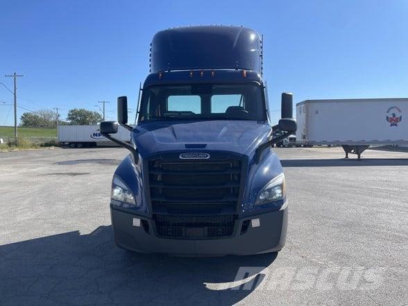 Freightliner CASCADIA 116 Çekiciler