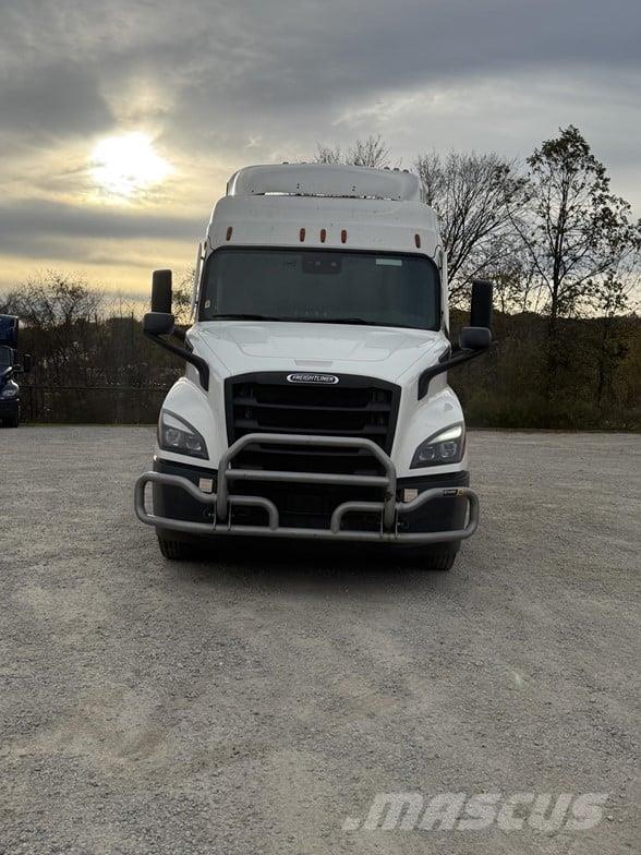 Freightliner CASCADIA 116 Çekiciler