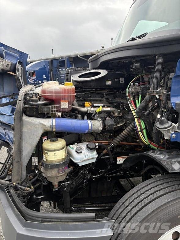 Freightliner CASCADIA 126 Çekiciler