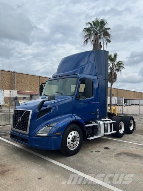 Volvo VNR64T300 Çekiciler